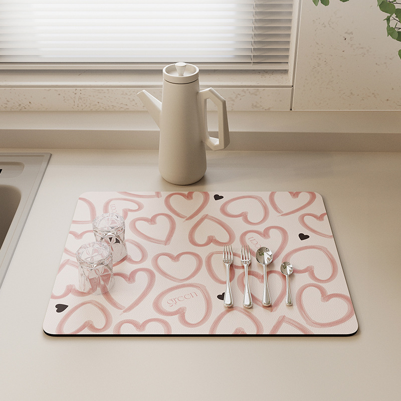 Cute Heart Pattern Dining Placemat | Non-Slip Heat-Resistant Table Mat | Romantic Decorative Kitchen and Dining Room Decor